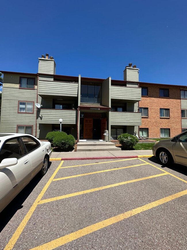 93 Meadowood Dr in Carbondale, CO - Building Photo - Building Photo