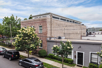 Cromley Lofts in Alexandria, VA - Building Photo - Building Photo