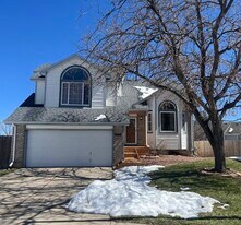 5620 E Prescott Ave in Castle Rock, CO - Building Photo