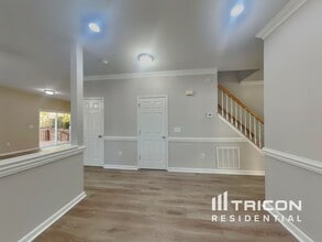 8828 Kaplan Woods Way in Wake Forest, NC - Building Photo - Building Photo