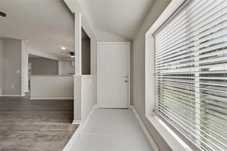 1822 Roberts Cut Off Rd in Fort Worth, TX - Foto de edificio - Building Photo
