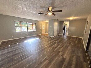 12429 Sunshine Dr in Clermont, FL - Building Photo - Building Photo