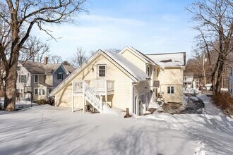 60 Broadway St in Westford, MA - Building Photo - Building Photo