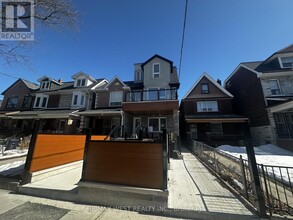 431 Concord Ave in Toronto, ON - Building Photo - Building Photo