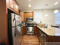 719 Parker St, Unit 2B in Boston, MA - Foto de edificio - Building Photo