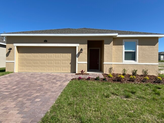 29214 Armoyan Blvd in Leesburg, FL - Building Photo - Building Photo