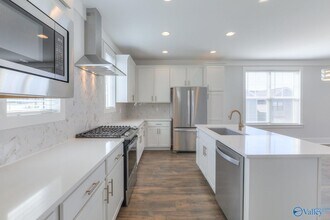 1589 Old Monrovia Rd NW in Huntsville, AL - Building Photo - Building Photo