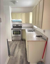 206 S 7th St in Spring Lake, NC - Building Photo - Building Photo