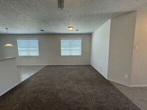 561 Desert Senna Ave SW in Los Lunas, NM - Building Photo - Building Photo