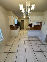 9540 D J L Dr in Jones, OK - Building Photo - Building Photo