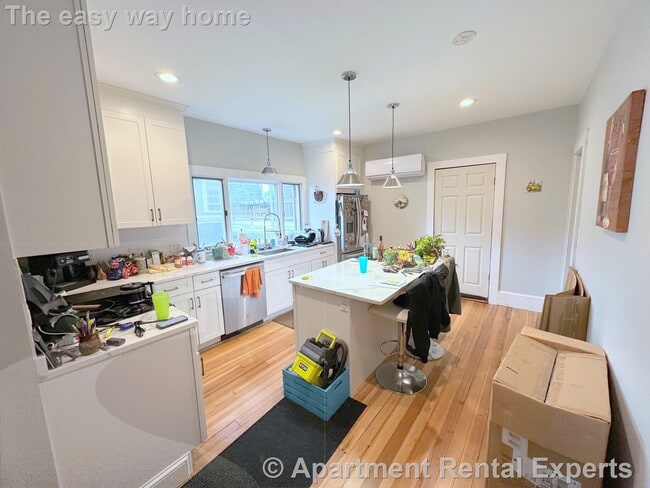 property at 2 Drummond Pl