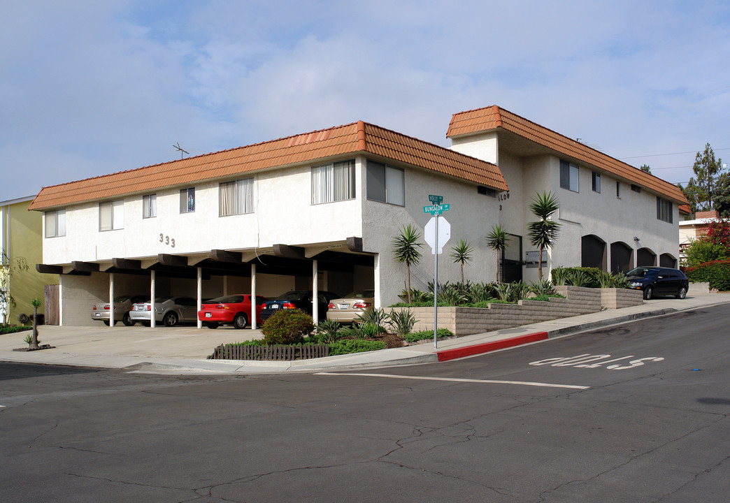 333 Bungalow Dr in El Segundo, CA - Building Photo