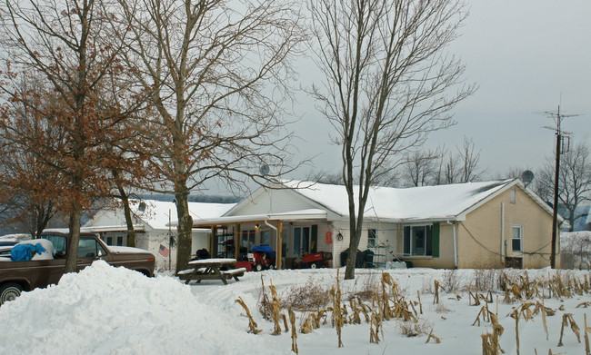 105 Leisure Ln in Madisonburg, PA - Building Photo - Building Photo