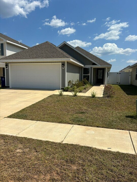 6586 Atkins Rd in Panama City, FL - Building Photo