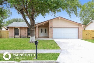 8807 Glen Shadow Dr in San Antonio, TX - Building Photo