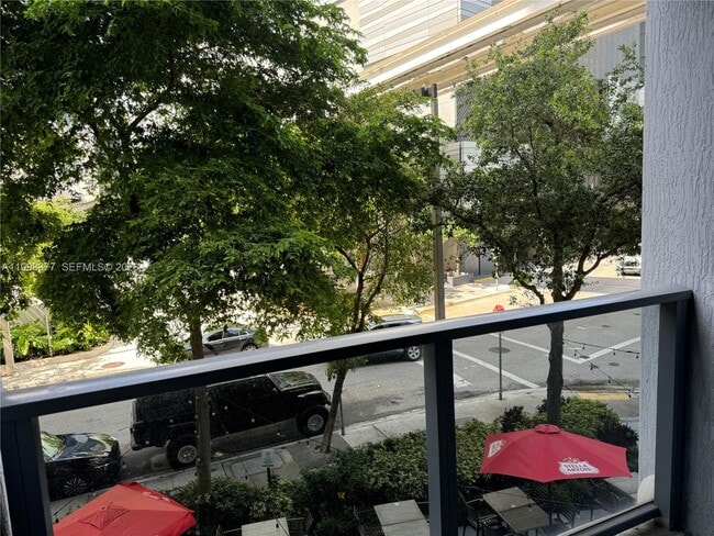 31 SE 6th St in Miami, FL - Building Photo - Building Photo