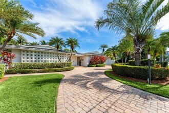 1525 Diplomat Pkwy in Hollywood, FL - Building Photo - Building Photo