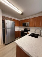 11539 NW 60th Terrace in Doral, FL - Building Photo - Building Photo