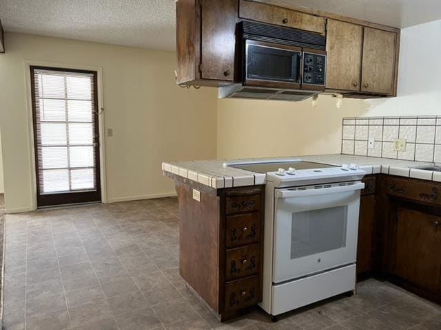 40 N 19th Ave in Lemoore, CA - Building Photo - Building Photo