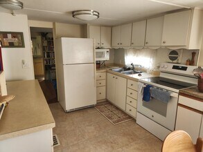 6609 Oregon St in Bradenton, FL - Building Photo - Building Photo