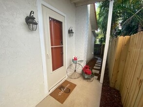233 Emory Pl in Orlando, FL - Foto de edificio - Building Photo