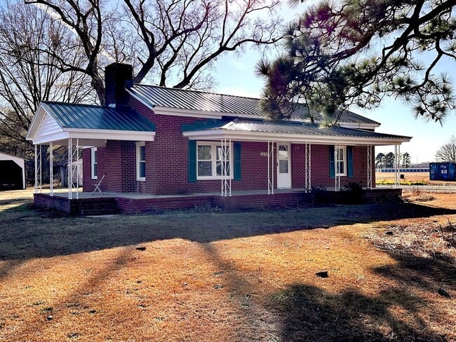 property at 2278 Old Creek Rd