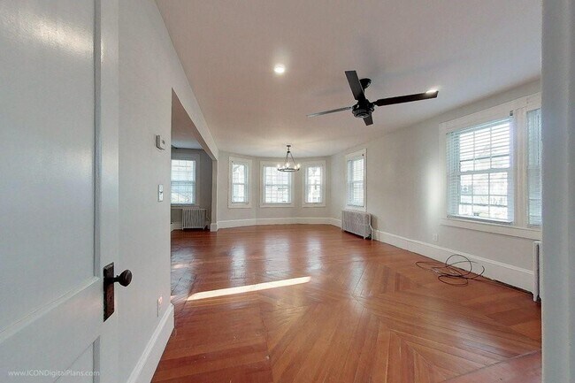 58 Gibbs Ave in Newport, RI - Building Photo - Building Photo