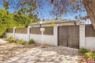 12312 Charnock Rd in Los Angeles, CA - Building Photo - Building Photo