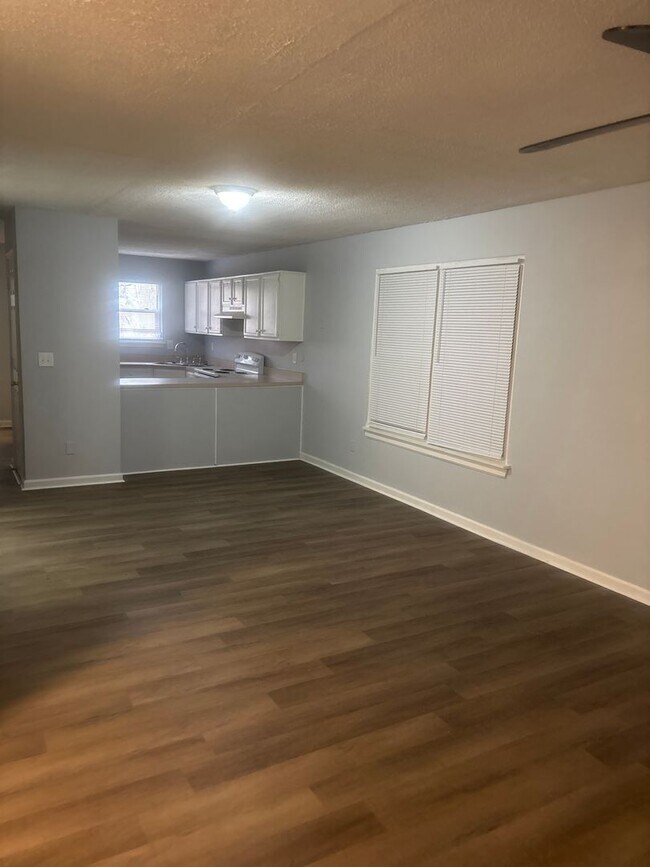 2123 W Muhammad Ali Blvd in Louisville, KY - Building Photo - Building Photo