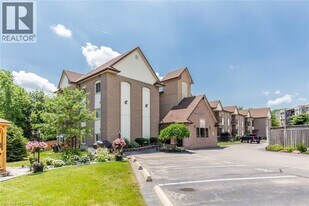 20 John St in Grimsby, ON - Building Photo