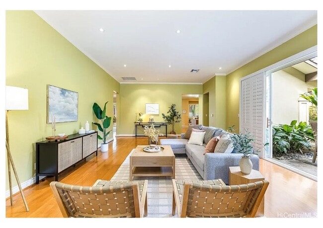 1058 Koko Kai Pl in Honolulu, HI - Building Photo - Building Photo