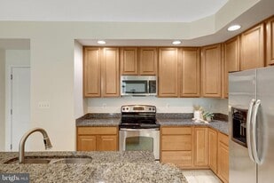 21714 Pattyjean Terrace in Ashburn, VA - Building Photo