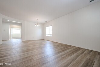811 E Kapasi Ln in Queen Creek, AZ - Building Photo - Building Photo