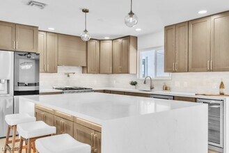 3485 Shamrock Ave in Las Vegas, NV - Foto de edificio - Building Photo