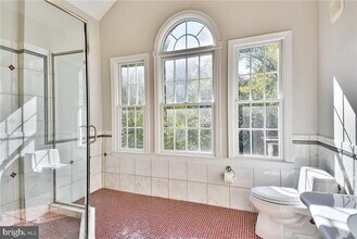 5330 36th St N in Arlington, VA - Building Photo - Building Photo