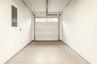 20112 Reed Ln in Bend, OR - Building Photo - Building Photo