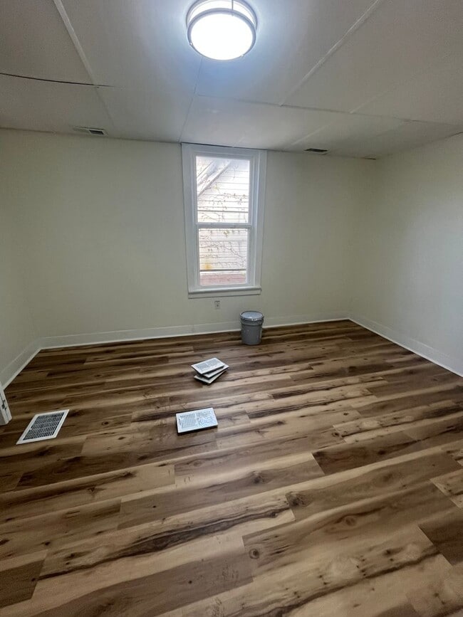 1813 West Dr in Louisville, KY - Building Photo - Building Photo