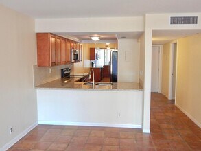 9 Royal Palm Way in Boca Raton, FL - Building Photo - Building Photo
