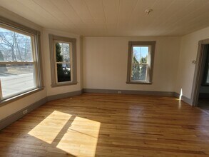 355 Ohio St in Bangor, ME - Foto de edificio - Building Photo