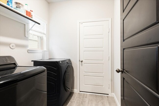 property at 418 Emerald Thicket Ln