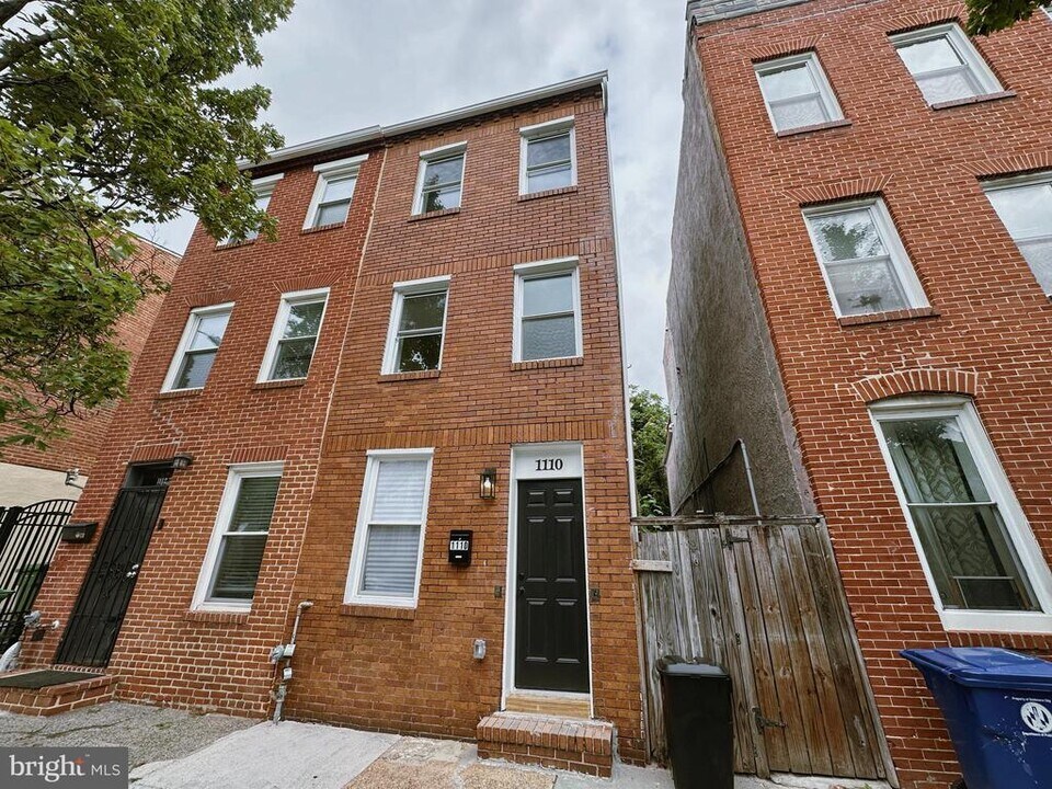 1110 W Lombard St in Baltimore, MD - Foto de edificio
