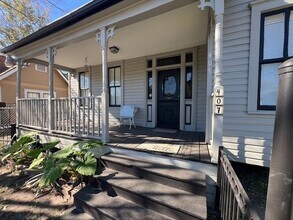 407 Walton St in Houston, TX - Building Photo - Building Photo