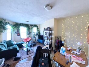 1576 Tremont St, Unit 4 in Boston, MA - Building Photo - Building Photo