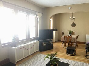 908 E 4th St in Duluth, MN - Building Photo - Building Photo