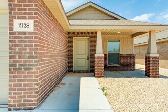 2128 Kirksey Ave in Lubbock, TX - Building Photo - Building Photo