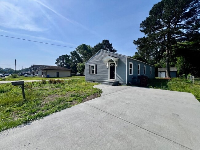 property at 2610 Omar St