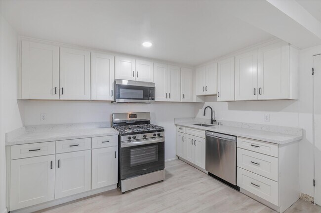 99 N 9th St in San Jose, CA - Building Photo - Building Photo