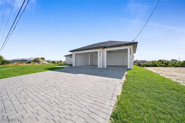 2234 NW 6th Terrace in Cape Coral, FL - Building Photo - Building Photo