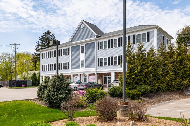 1429 Main St in Walpole, MA - Building Photo - Building Photo