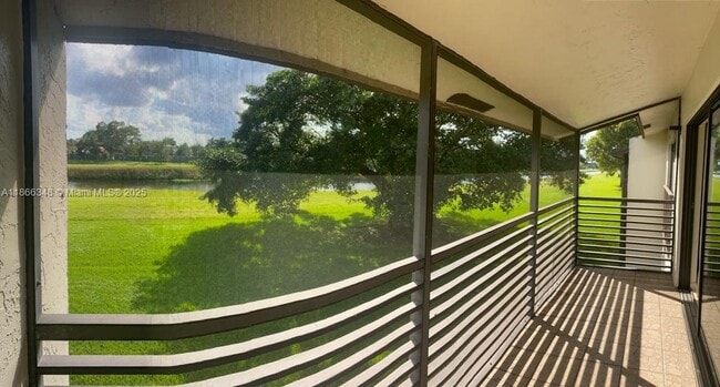 property at 125 S Laurel Dr